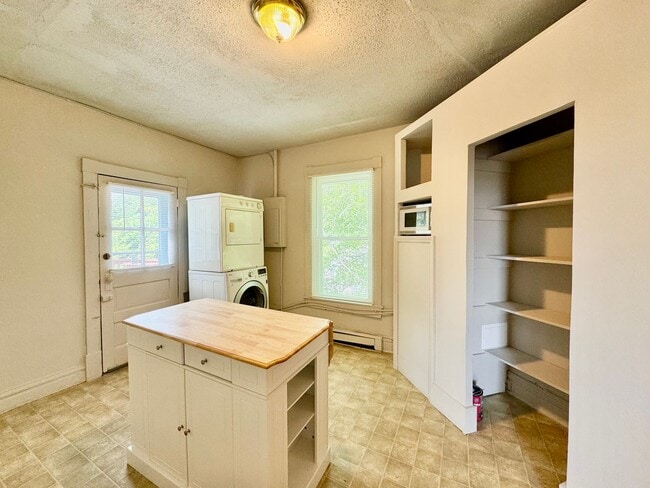 Building Photo - North Mecklenburg Duplexes