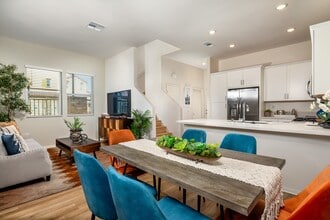 Building Photo - Calista Luxury Townhomes