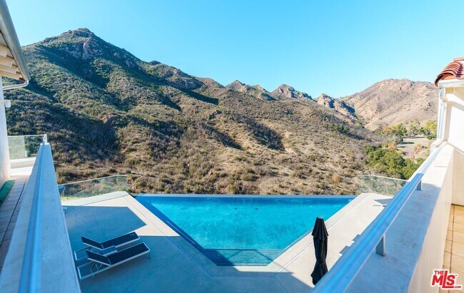 Foto del edificio - 29282 Circle Dr