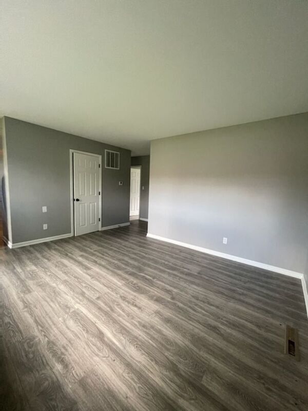 Foto del edificio - 1515 Watkins Rd