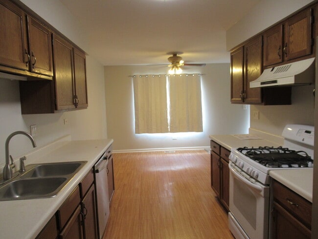 Building Photo - 2137 Colorado Ave
