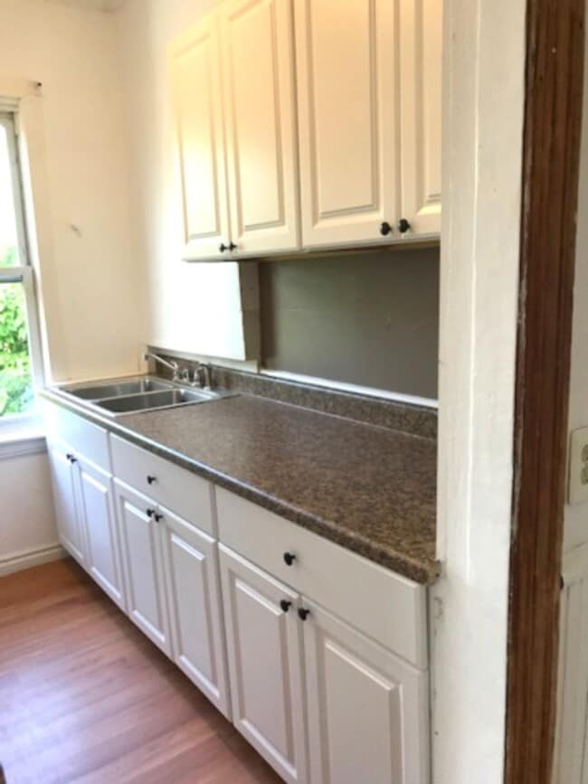 Building Photo - 4 Osborn St