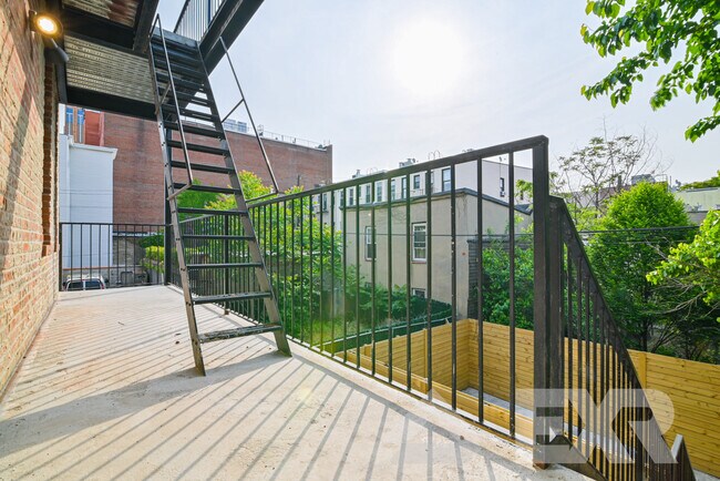 Foto del edificio - 304 Stockholm St