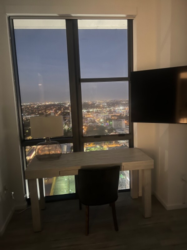 Foto del edificio - 301 SW 1st Ave