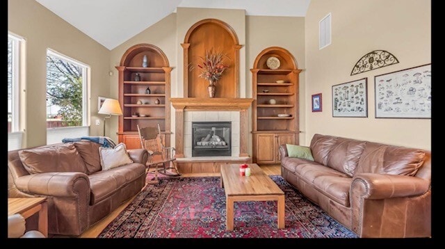 Building Photo - 650 Tamarron Dr