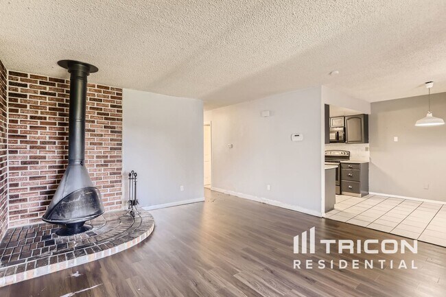 Foto del edificio - 14590 E 13th Ave