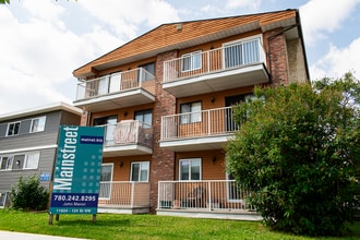 Building Photo - John Manor Apartments