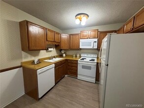 Building Photo - 3144 S Wheeling Way