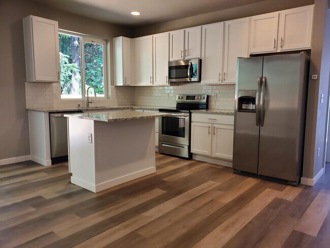 Foto del edificio - 6908 Liberty Ln