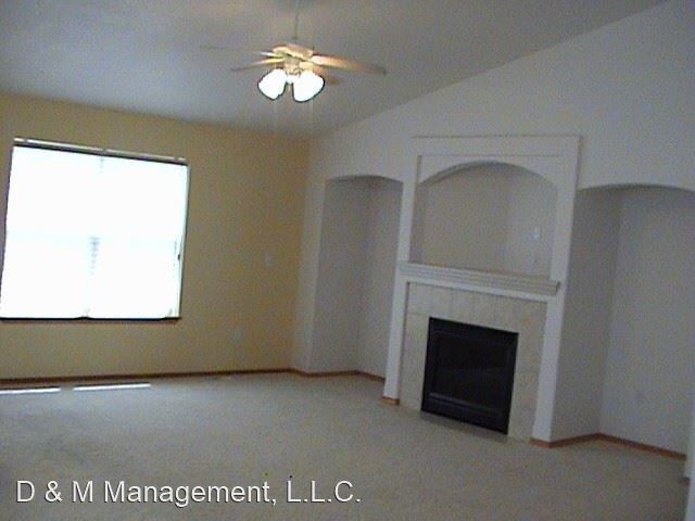 Foto del edificio - 3 br, 2 bath House - 1270 W. Bentwood Loop