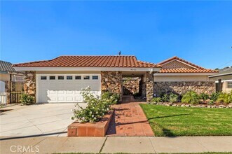 Building Photo - 9351 Leilani Dr