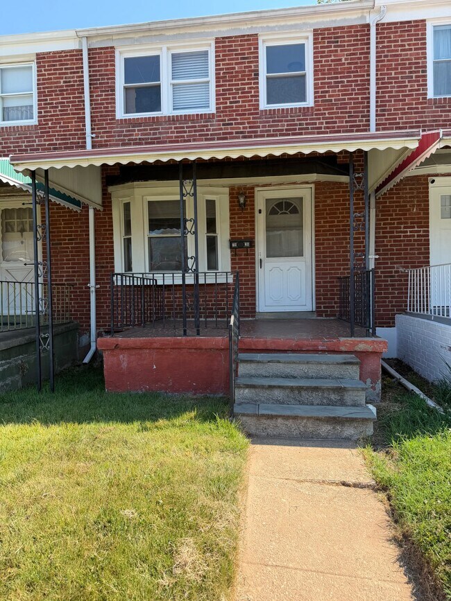 Foto del edificio - 7926 Kavanagh Rd
