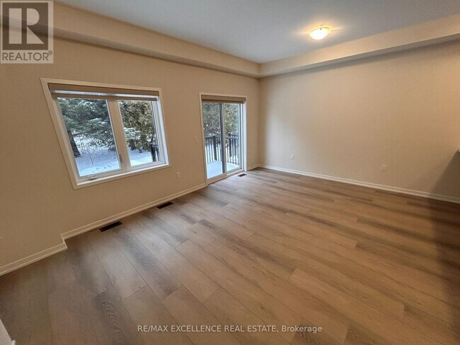 Photo du bâtiment - 9 Radium Cmn