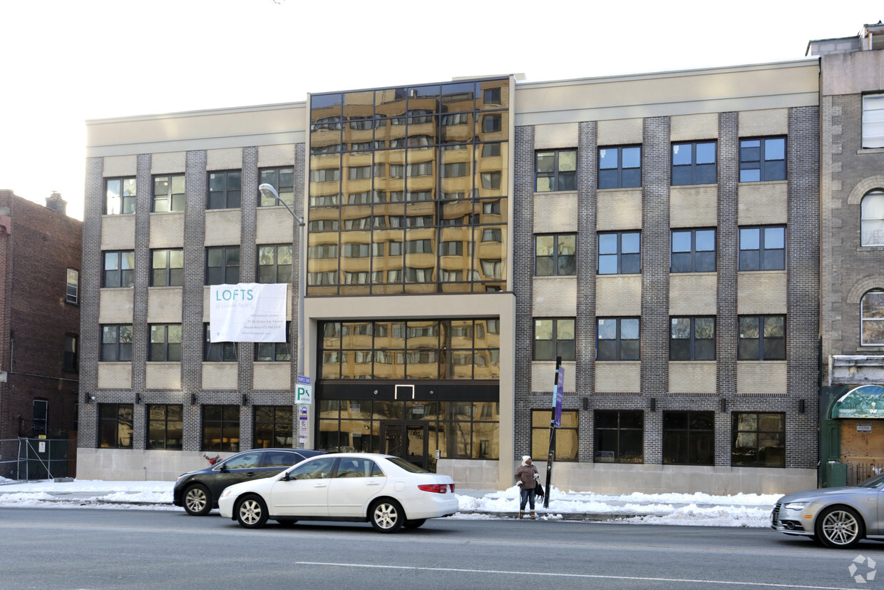 Foto principal - The Lofts at Lincoln Park