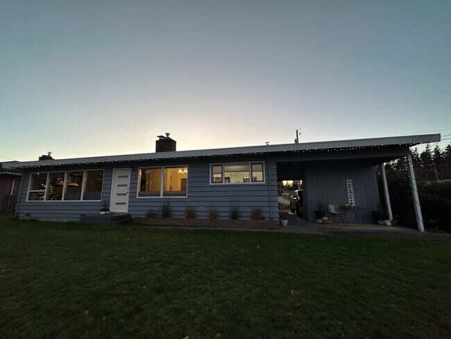 Foto del edificio - 5008 Sperry Ln