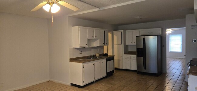Foto del edificio - 3177 Coral Hills Dr