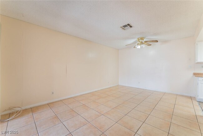 Building Photo - 457 N Lamb Blvd