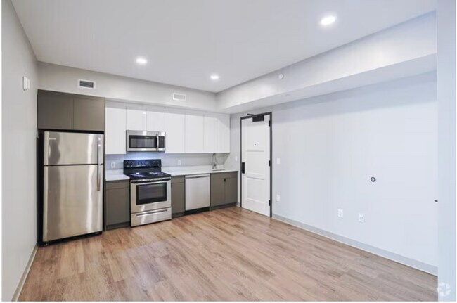 Building Photo - 109 Heath St