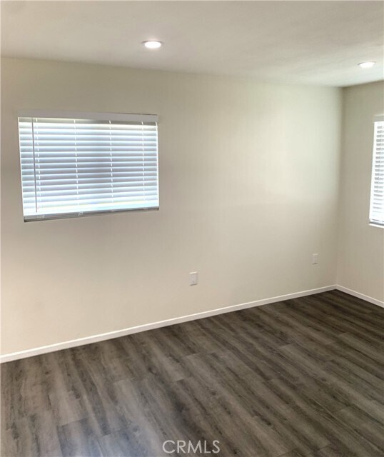 Foto del edificio - 470 Highlander Dr