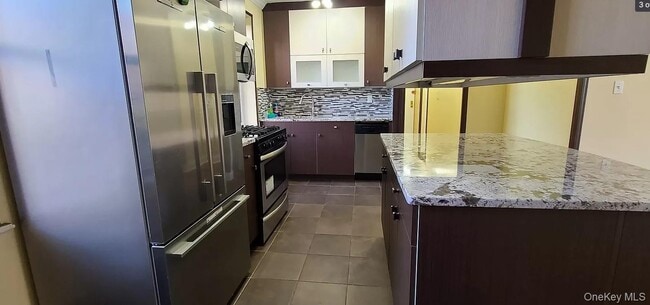 Foto del edificio - 141-12 78th Rd