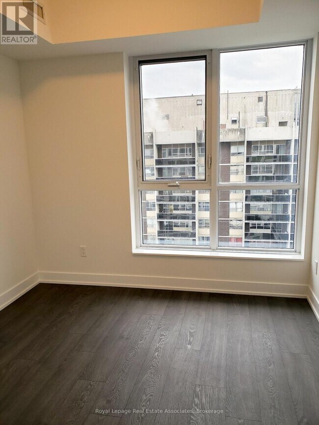 Photo du bâtiment - 9 Mabelle Ave