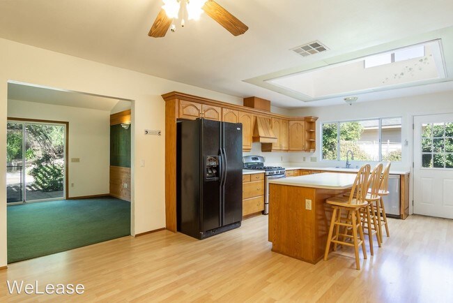 Building Photo - 11616 Eucalyptus Hills Dr