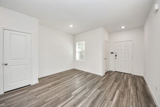 Building Photo - 10308 Tuscan Vly Dr