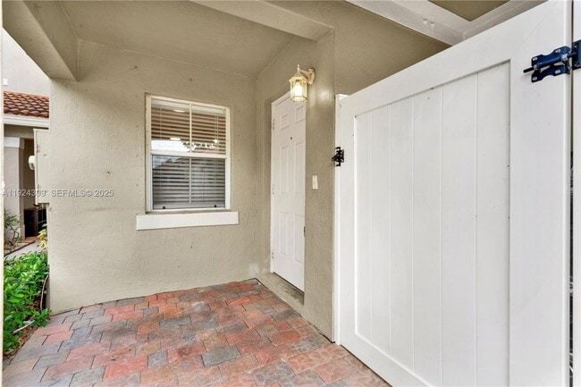 Foto del edificio - 5411 SW 125th Terrace