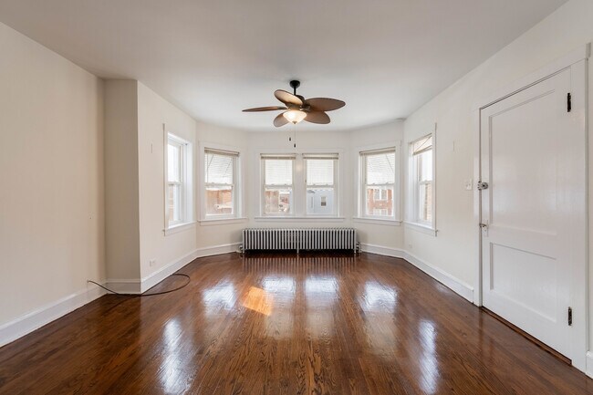 Building Photo - 4332 W Haddon Ave