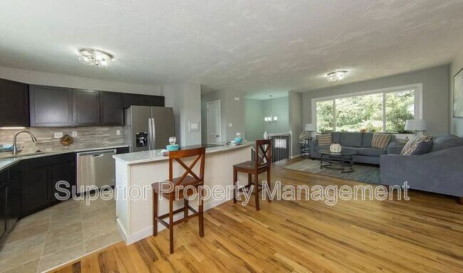 Foto del edificio - 7412 Willshire Blvd