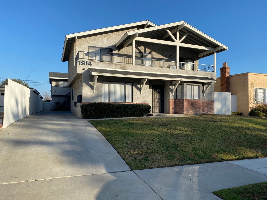 Nice front ground floor unit - 1914 Martina Ave