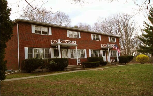 Primary Photo - 52-58 Dog Hill Rd