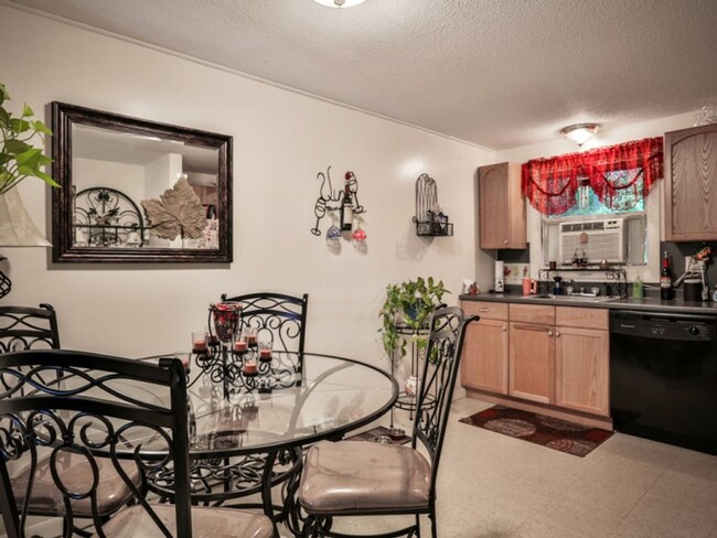 Interior Photo - High Ridge Apartments