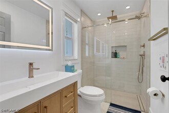 Building Photo - 765 High Pines Dr