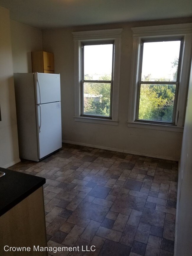 Foto del edificio - 170 Williams Ave