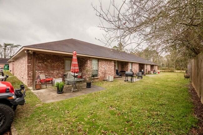 Building Photo - 9399 L D Erwin Rd