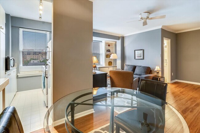 Foto del edificio - 2130 N St NW