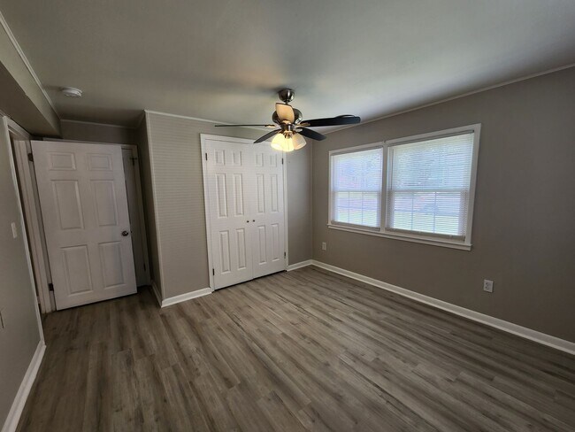 Foto del edificio - Briarfield Terrace