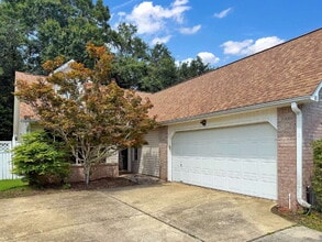 Building Photo - 318 Mirabelle Dr