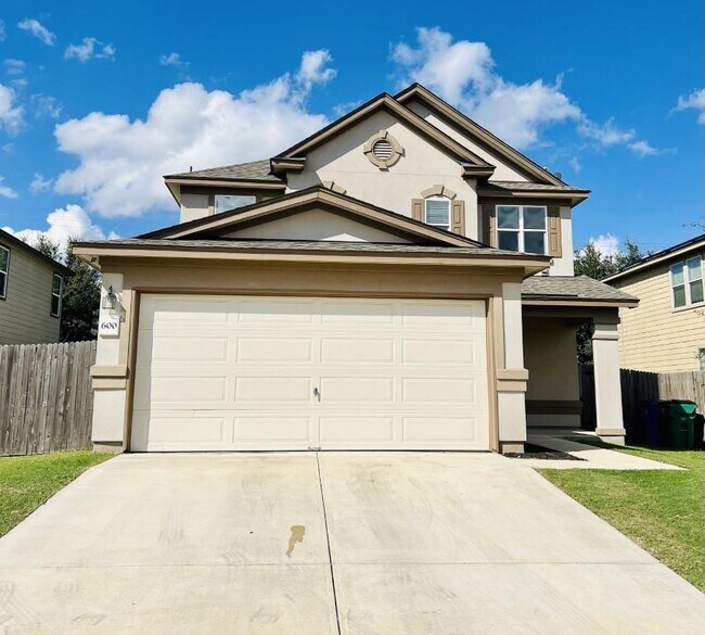 600 Estes Park, Taylor, TX 76574 House for Rent in Taylor, TX