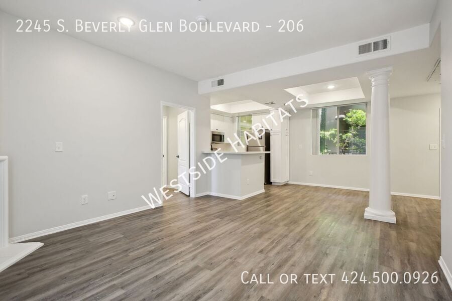 Primary Photo - 2245 S Beverly Glen Blvd
