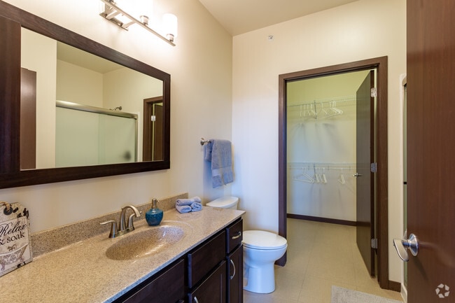 2BR, 2BA - B7 - Sutter Creek Apartments
