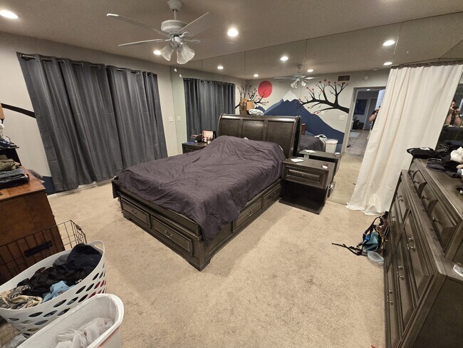 Master Bedroom - 2429 Jaeger Dr