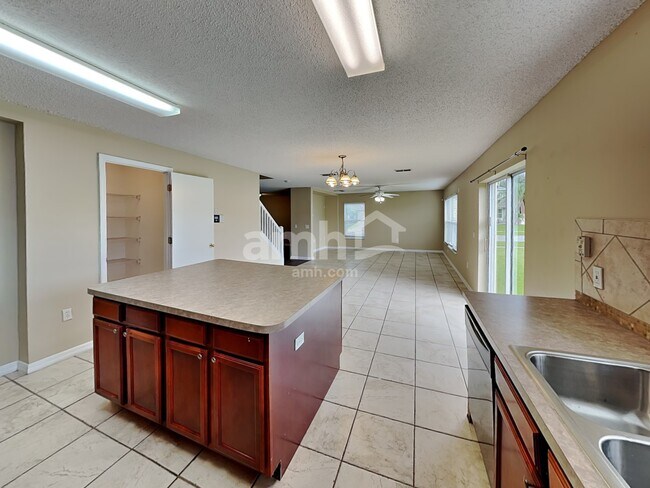 Foto del edificio - 901 Anchorage Ln