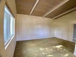 Building Photo - 130 W Valerio St