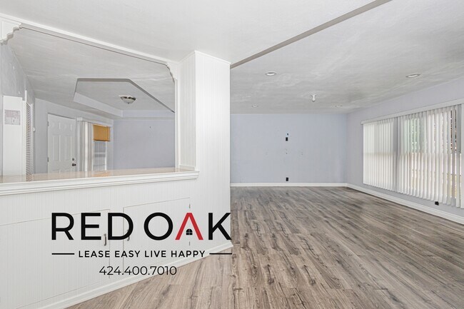 Building Photo - ~1 Month FREE + $200 OFF~ Bright and Welco...