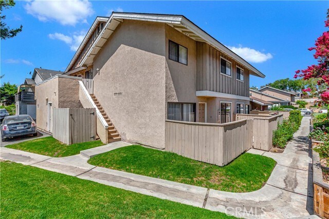 Primary Photo - 23012 Village Dr