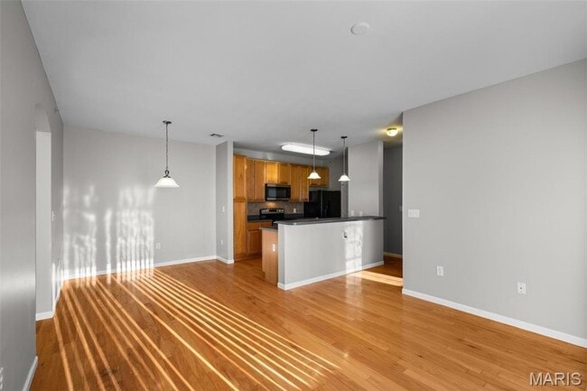 Building Photo - 42 Kassebaum Ln