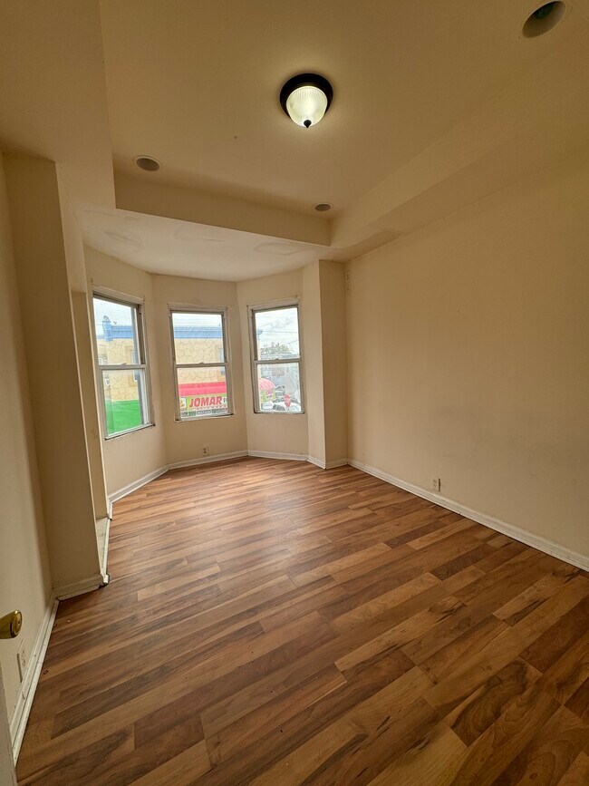 Foto del edificio - 521 E Westmoreland St