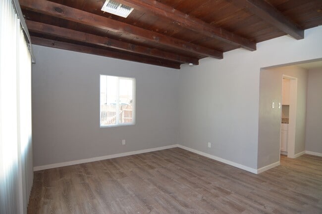 Building Photo - 3830 E Fairmount St